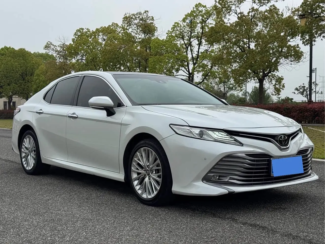Toyota Camry 2019 — Şəkil 2/9