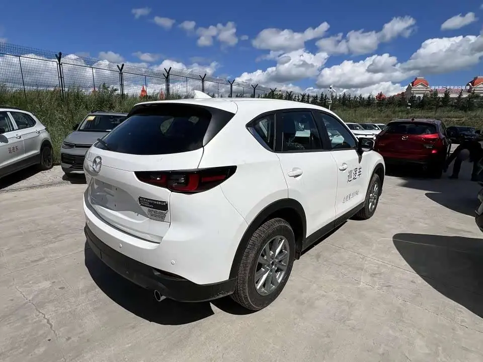 Mazda CX-5 2026 — Photo 7/11