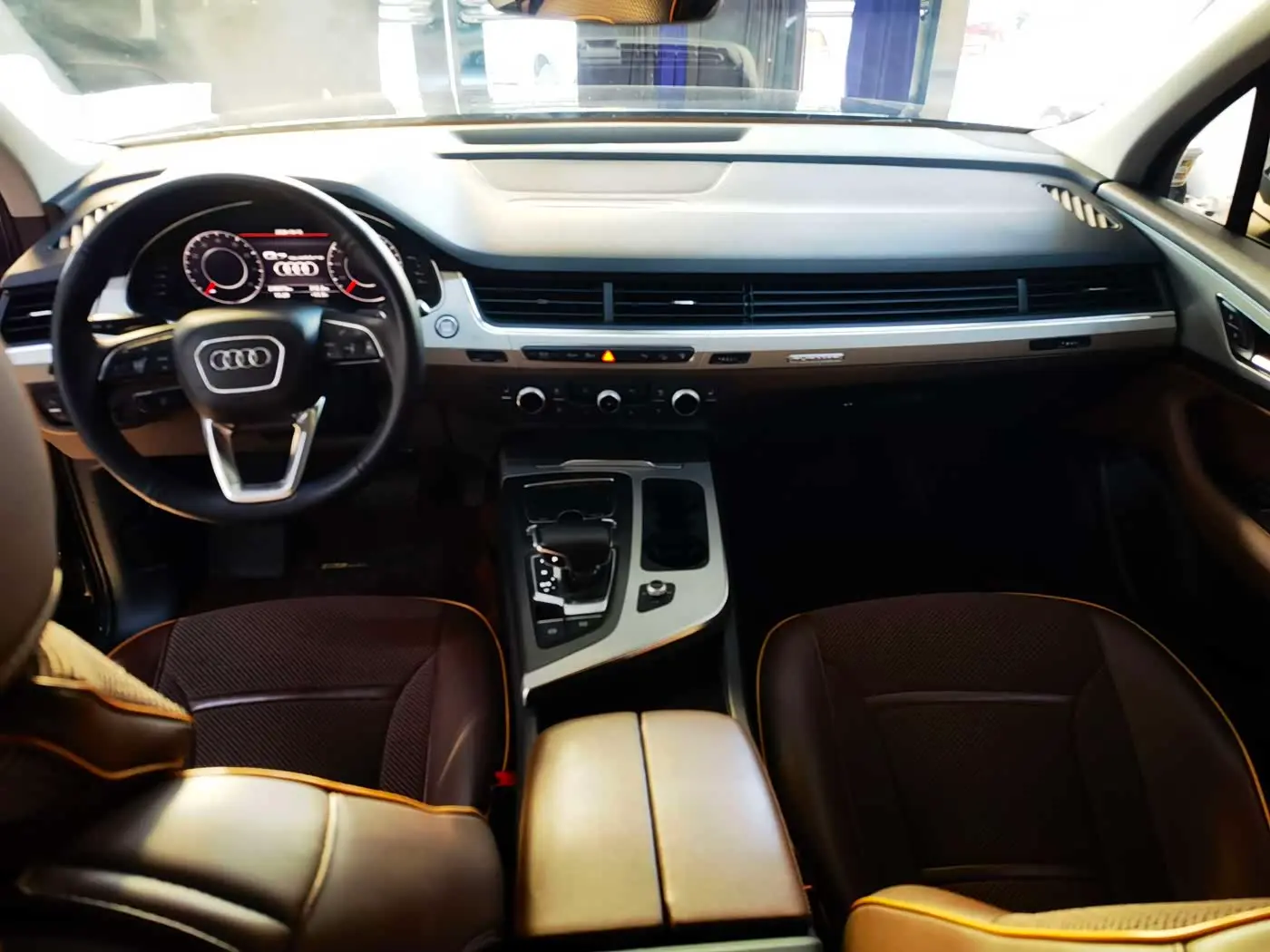Audi Q7 2016 — Фото 9/9