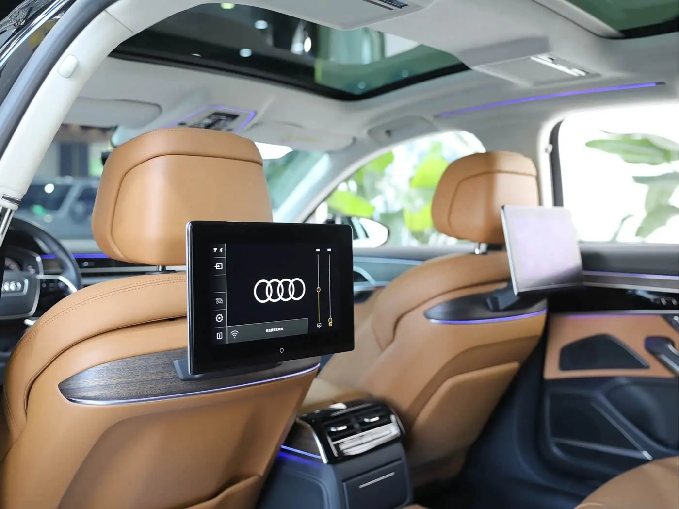 Audi A8 2024 — Photo 14/19