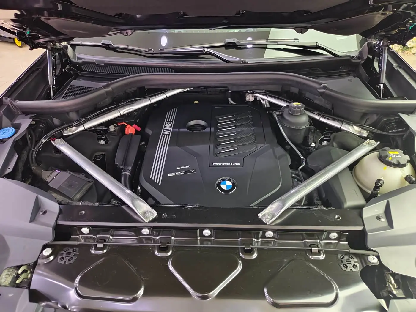 BMW X7 2020 — Фото 16/18