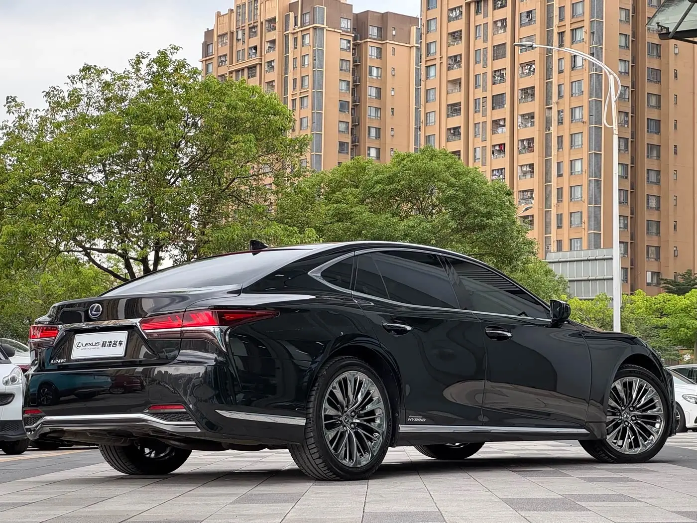 Lexus LS 2019 — Фото 6/15