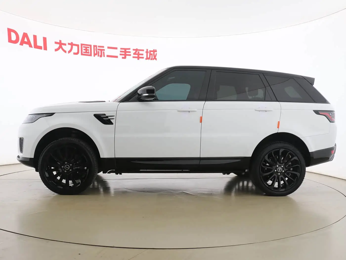 Land Rover Range Rover Sport PHEV 2018 — Photo 4/16