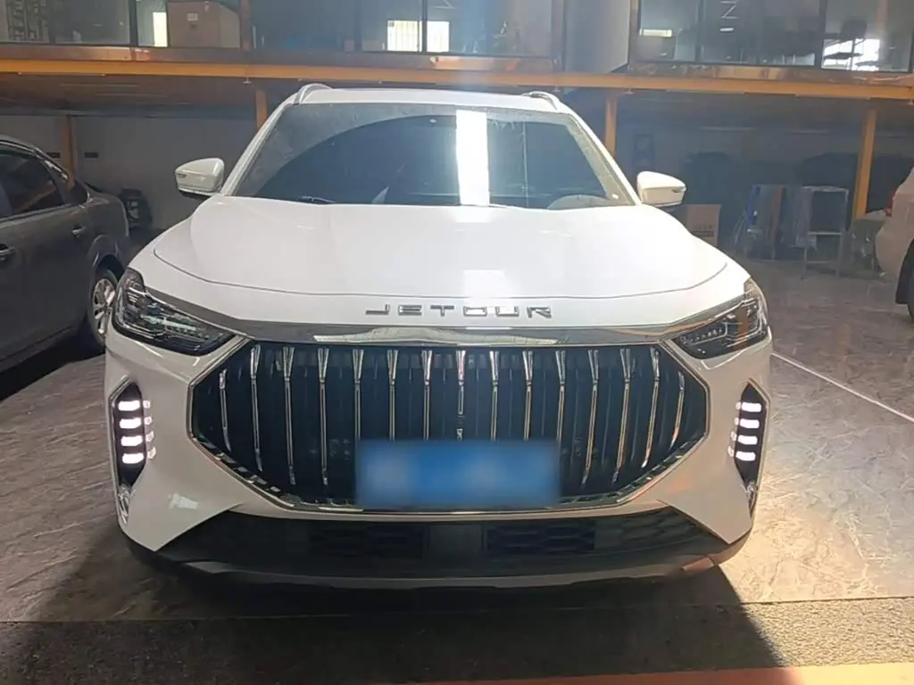 Jetour X70 PLUS 2025 — Photo 3/20
