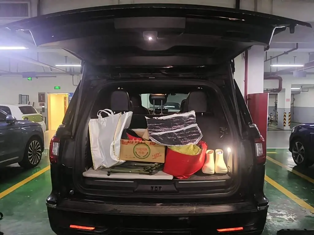 Lincoln Navigator 2021 — Photo 13/15