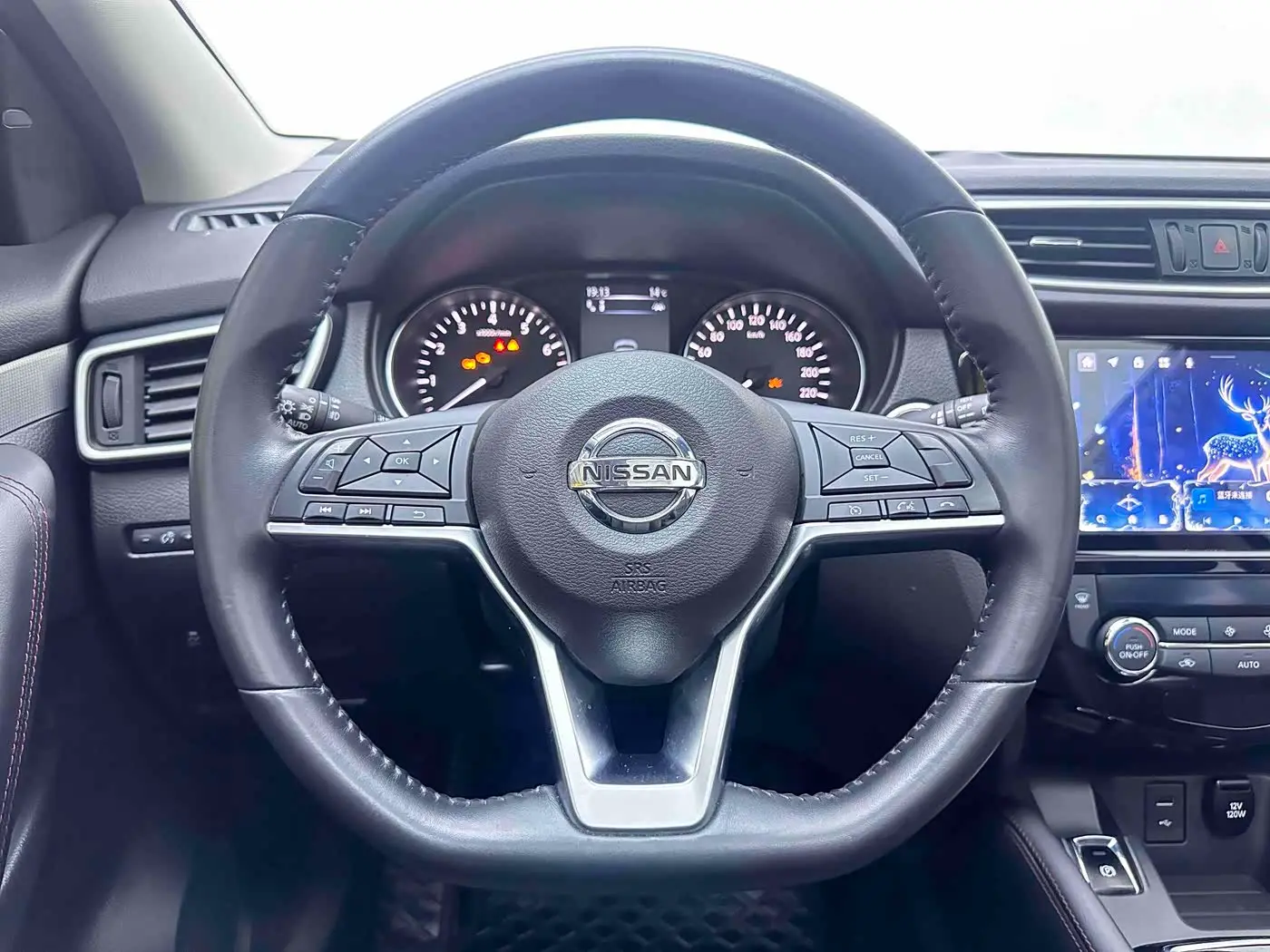 Nissan Qashqai 2023 — Фото 11/11