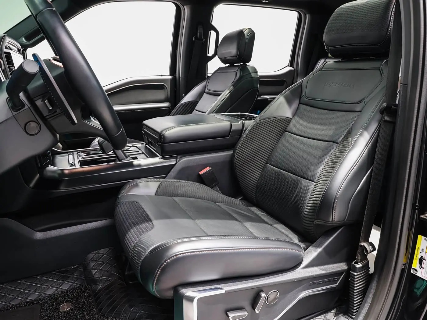 Ford F-150 Raptor 2024 — Photo 10/20