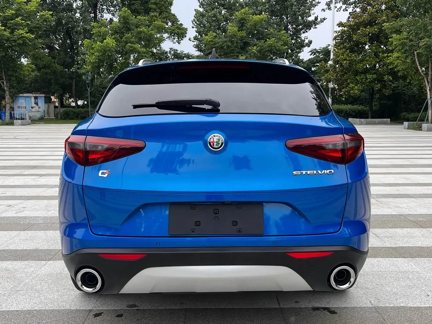 Alfa Romeo Stelvio 2020 — Photo 13/14