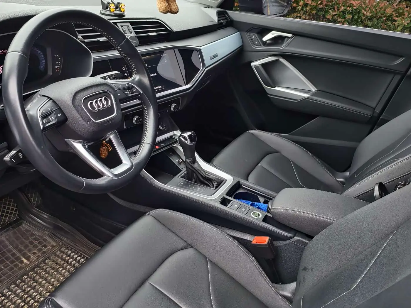 Audi Q3 2020 — Şəkil 8/16