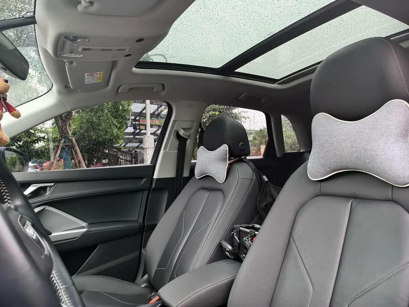 Audi Q3 2020 — Şəkil 10/16