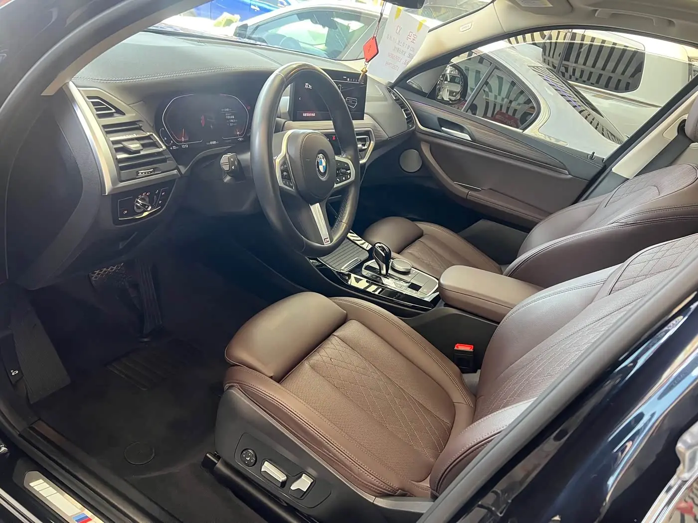 BMW X3 2022 — Photo 2/10