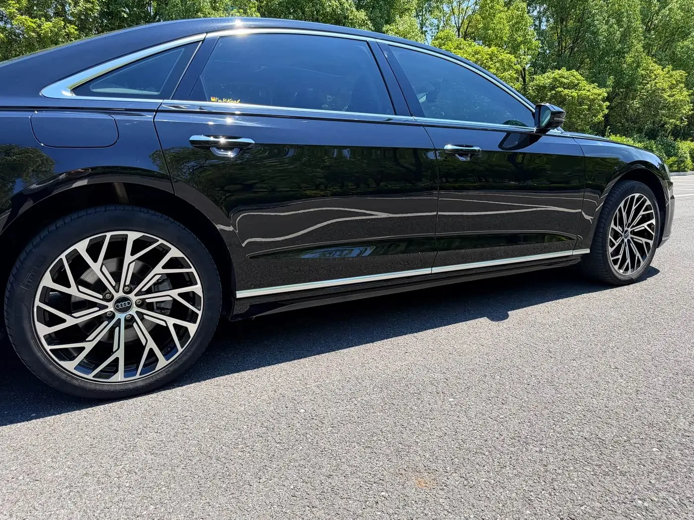 Audi A8 2021 — Photo 7/20