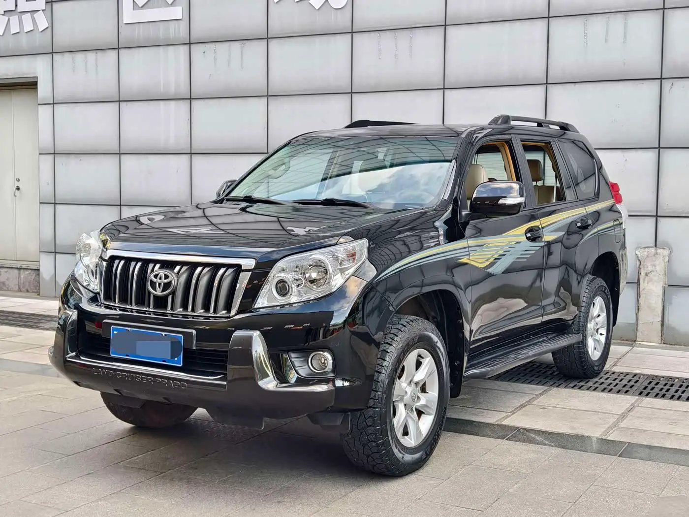 Toyota Prado 2011 — Şəkil 1/20