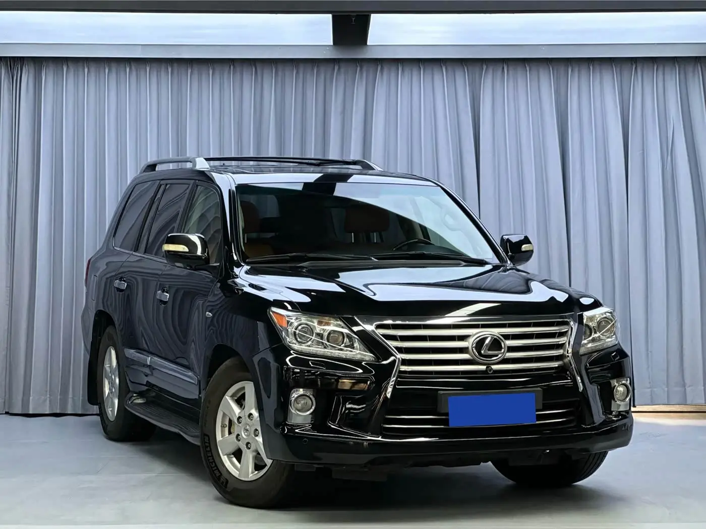 Lexus LX 2011 — ფოტო 3/20