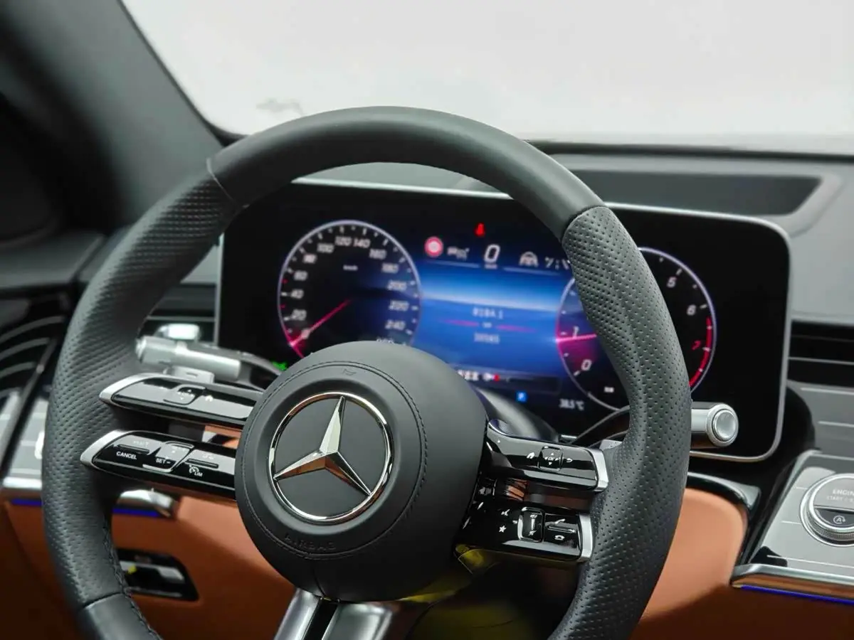 Mercedes-Benz S-Class 2023 — Фото 8/17