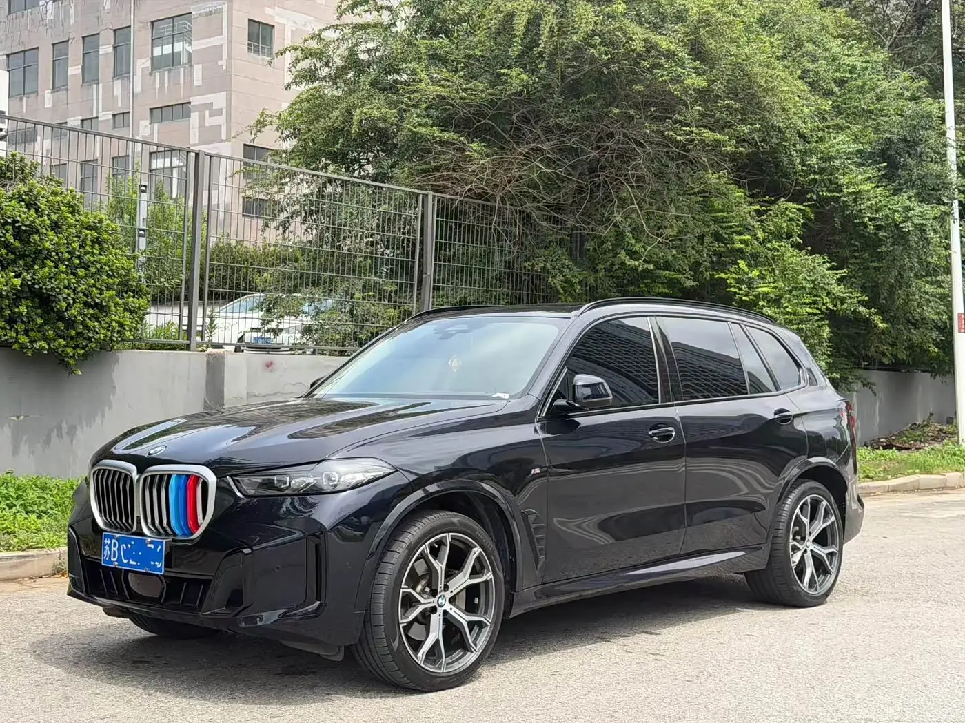 BMW X5 2024 — Photo 5/9