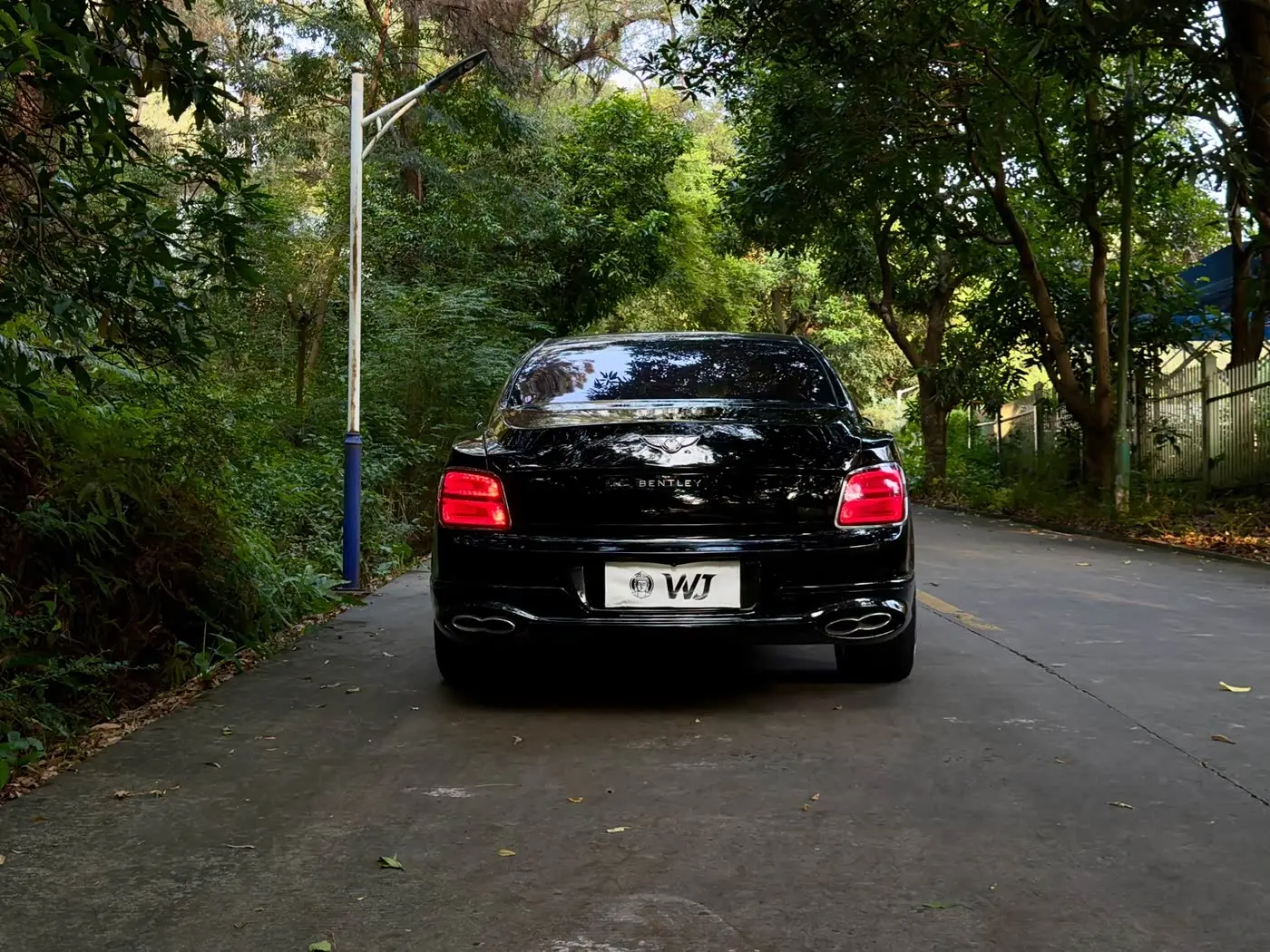 Bentley Flying Spur 2007 — Photo 6/18