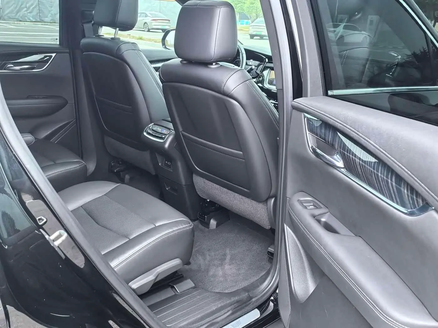 Cadillac XT6 2020 — Photo 11/16