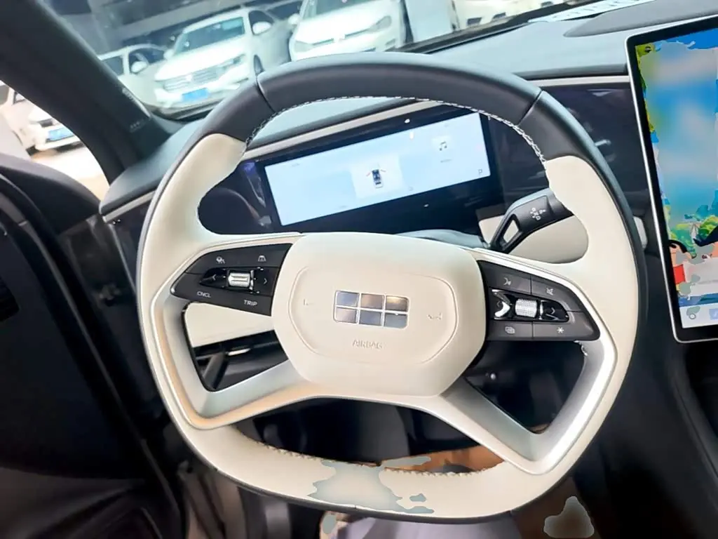 Geely Galaxy Galaxy L7 2023 — Фото 11/20