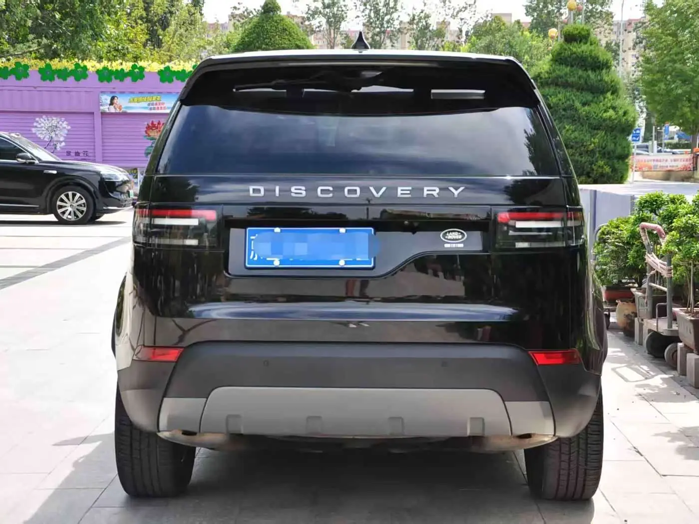 Land Rover Discovery 2019 — Photo 4/15