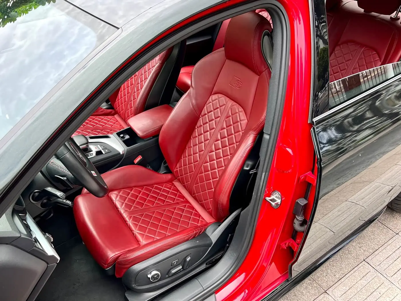 Audi S4 2019 — Photo 12/20