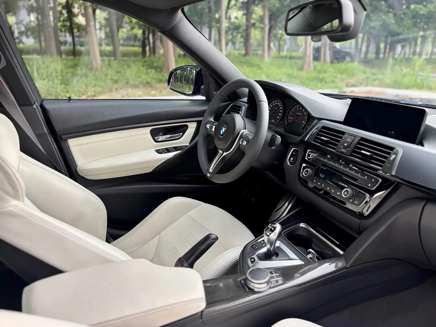 BMW M3 2018 — Photo 8/10