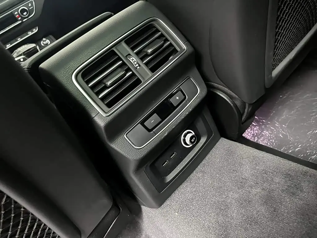 Audi Q5L 2026 — Photo 12/12