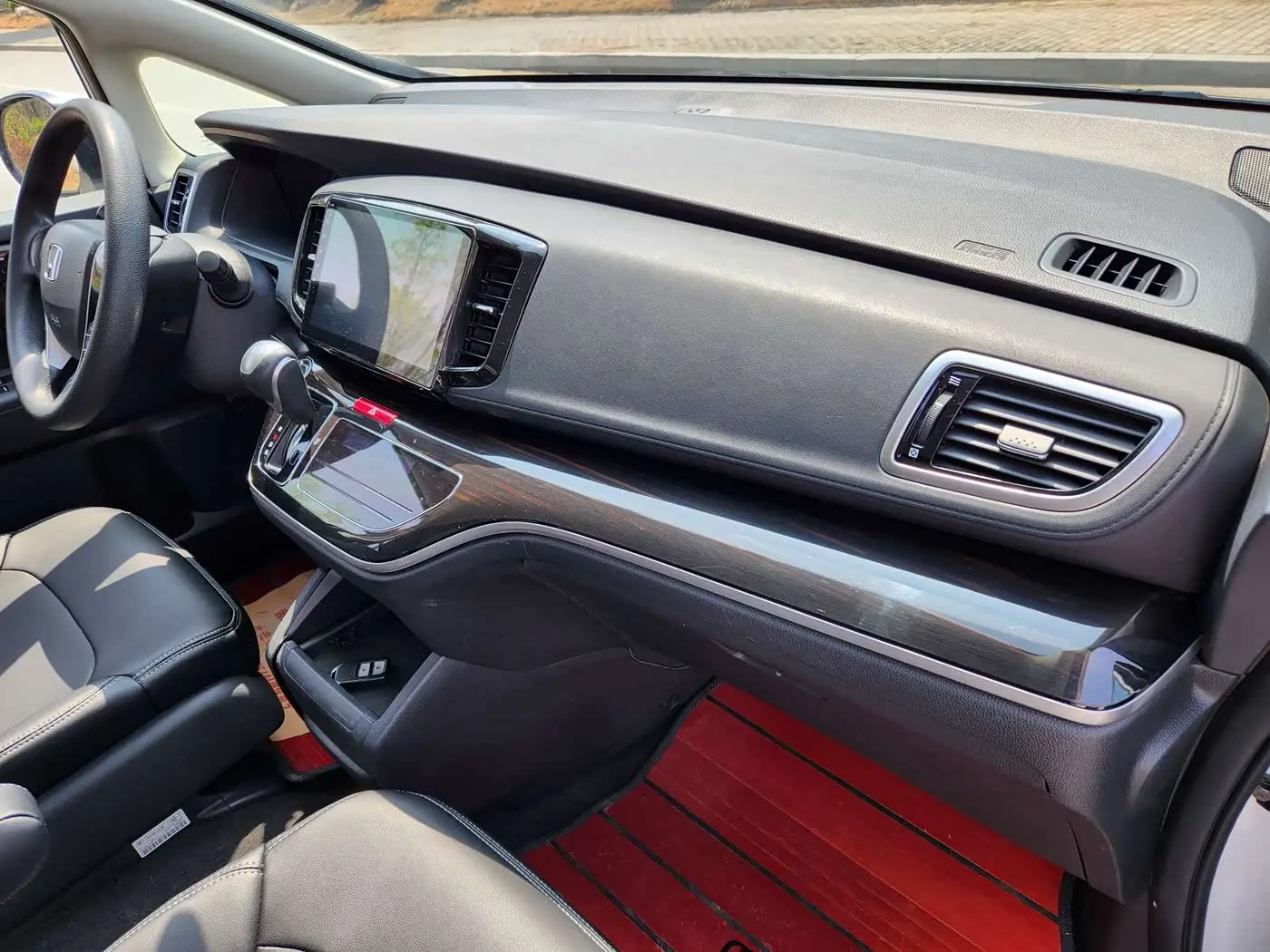 Honda Odyssey 2020 — Şəkil 13/17