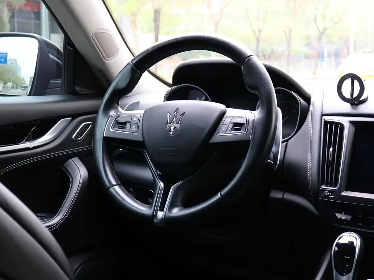 Maserati Levante 2016 — Photo 9/14