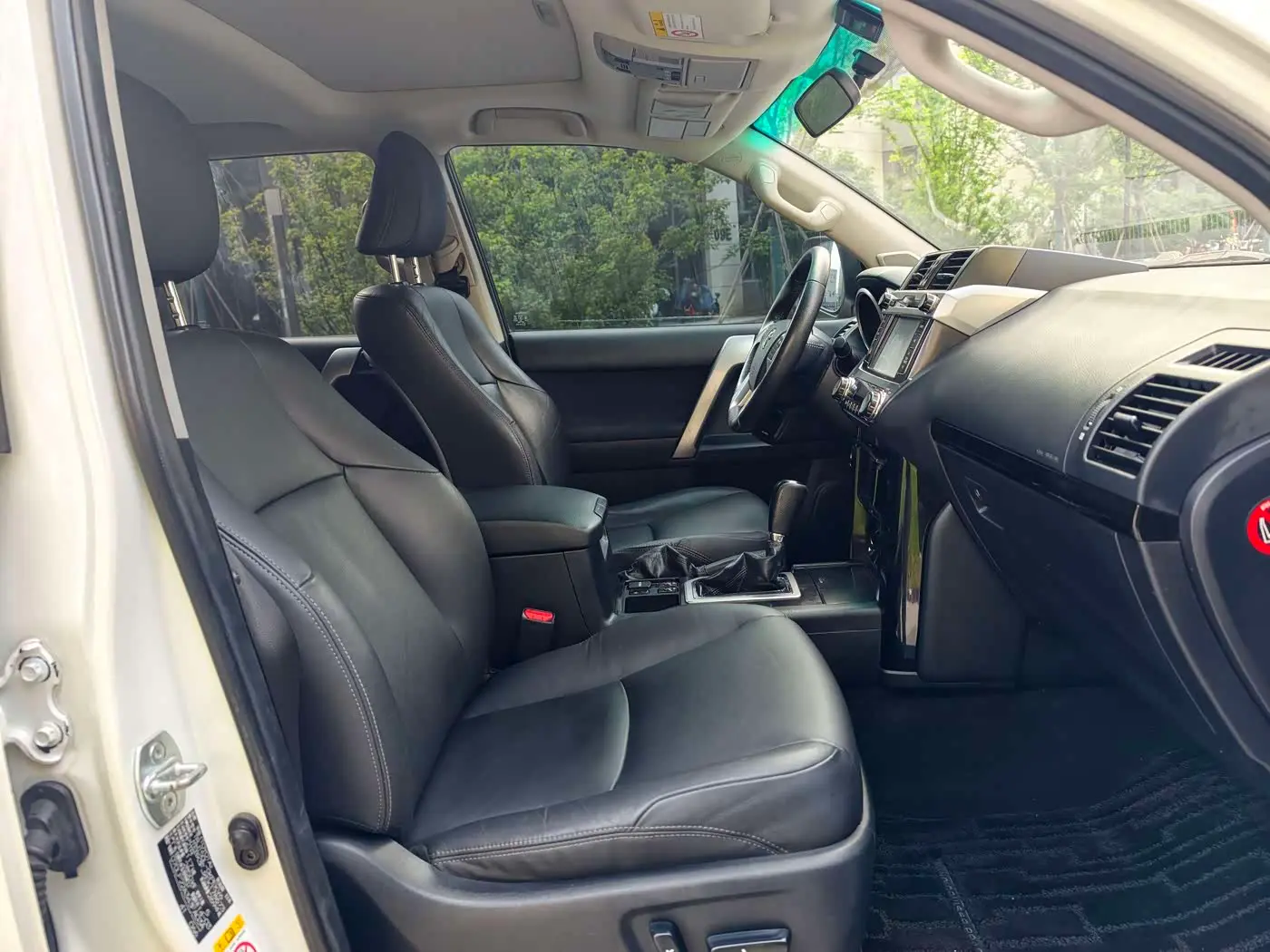 Toyota Prado 2014 — Şəkil 13/18