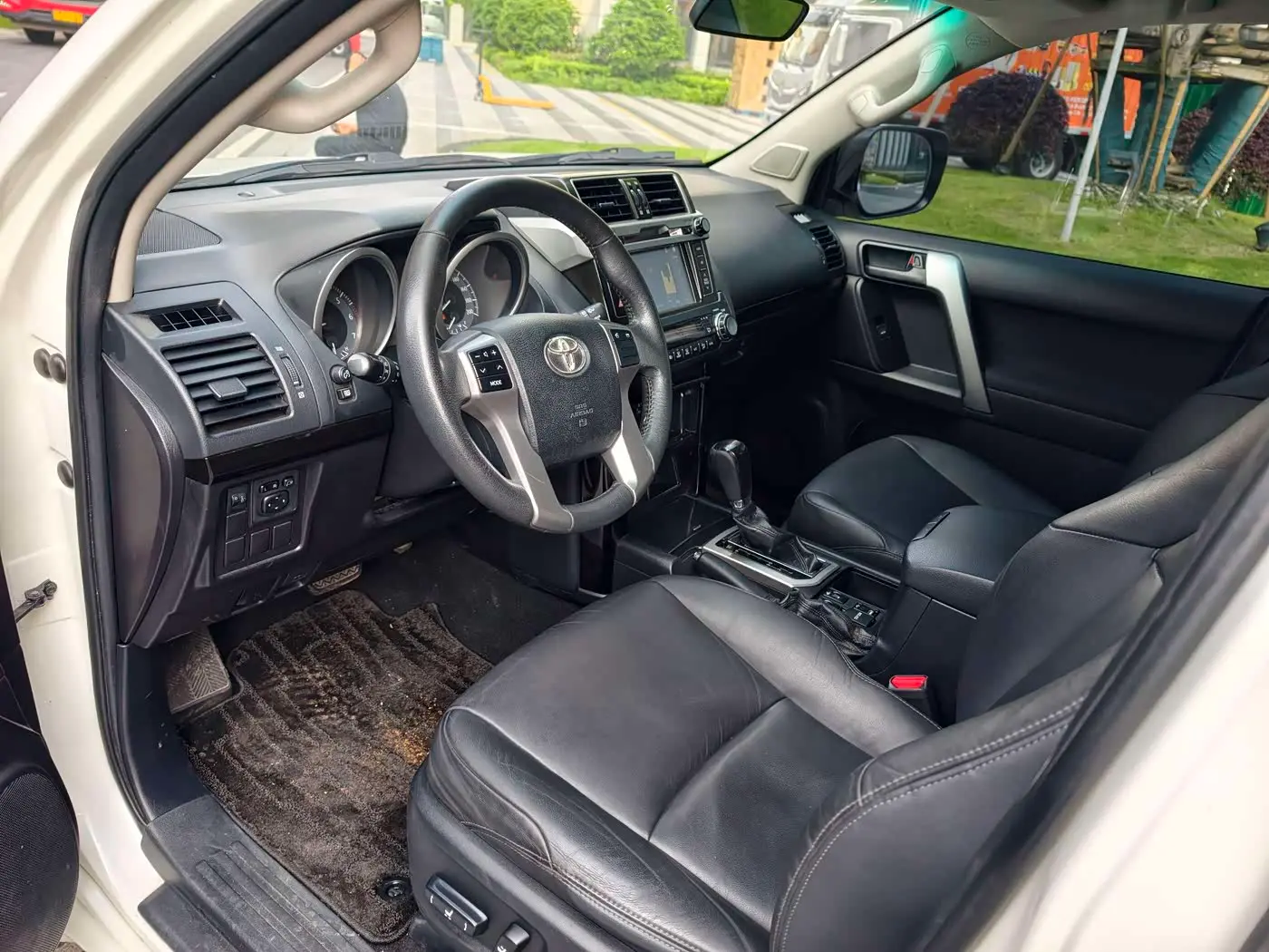 Toyota Prado 2014 — Şəkil 8/18