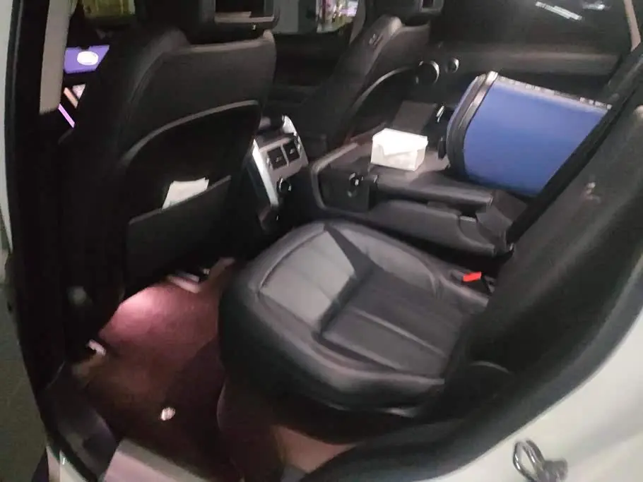 Land Rover Range Rover Sport 2018 — Фото 11/16
