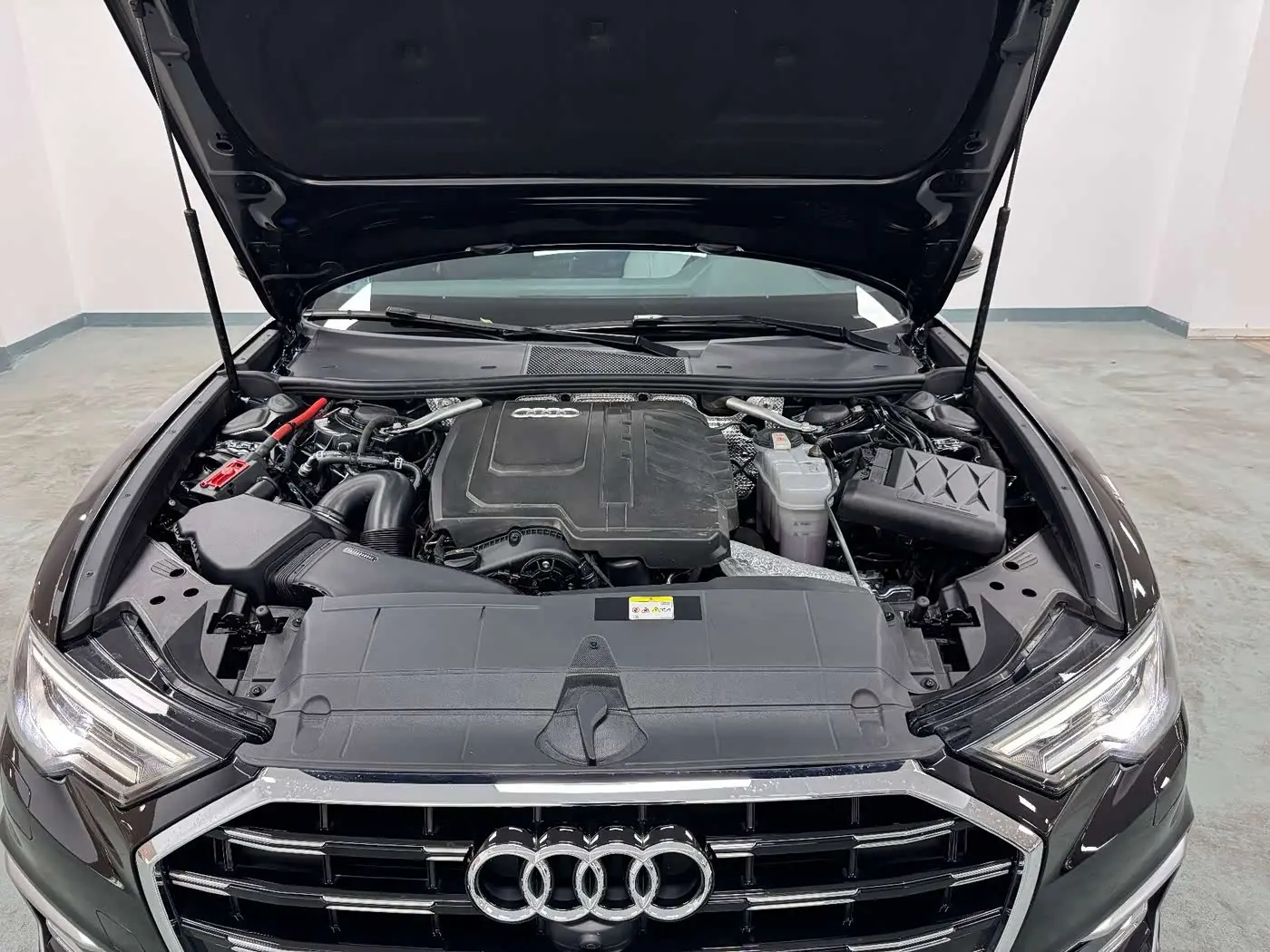 Audi A6L 2024 — Şəkil 19/20