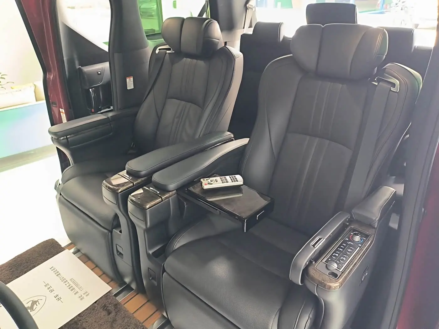Toyota Alphard 2020 — Фото 15/20
