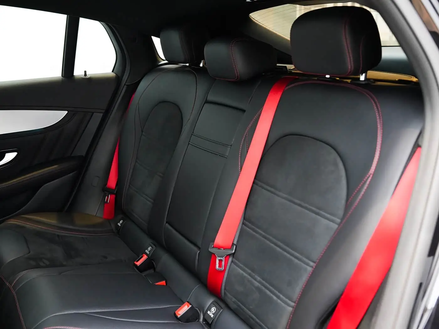 Mercedes-Benz GLC Coupe AMG 2019 — Photo 13/17