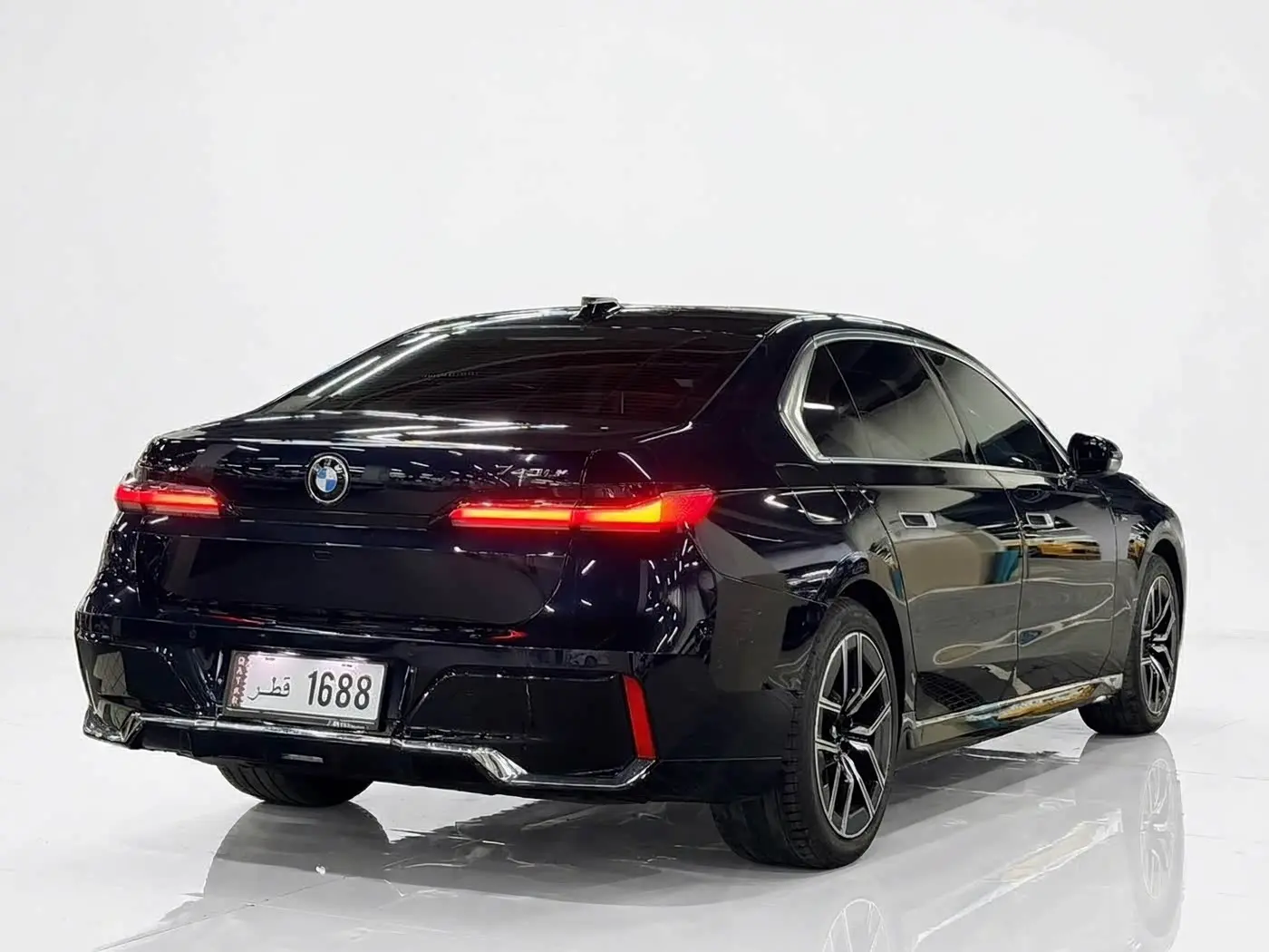 BMW 7 Series 2025 — Photo 4/9