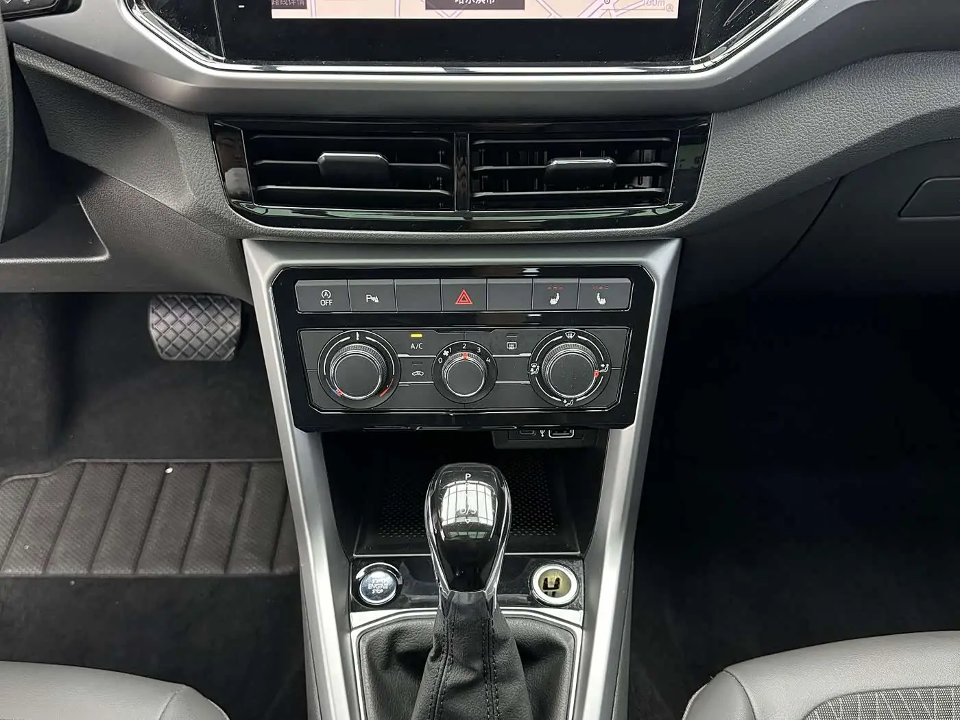 Volkswagen T-Cross 2022 — Фото 14/17