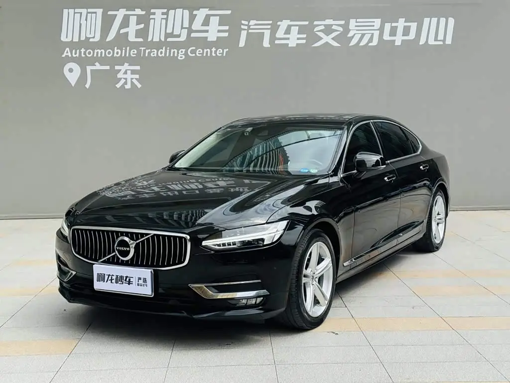 Volvo S90 2018 — Фото 15/20