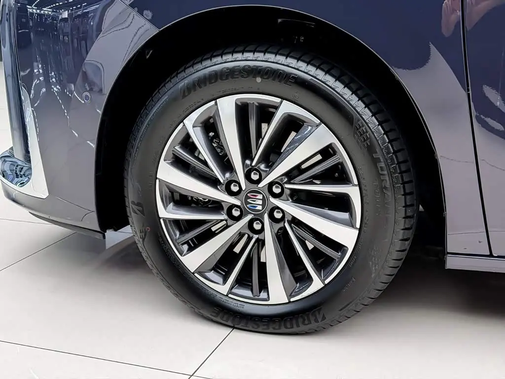 Buick GL8 New Energy 2025 — Şəkil 3/17