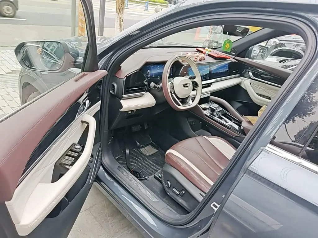 Geely Xingyue L 2023 — Фото 16/20