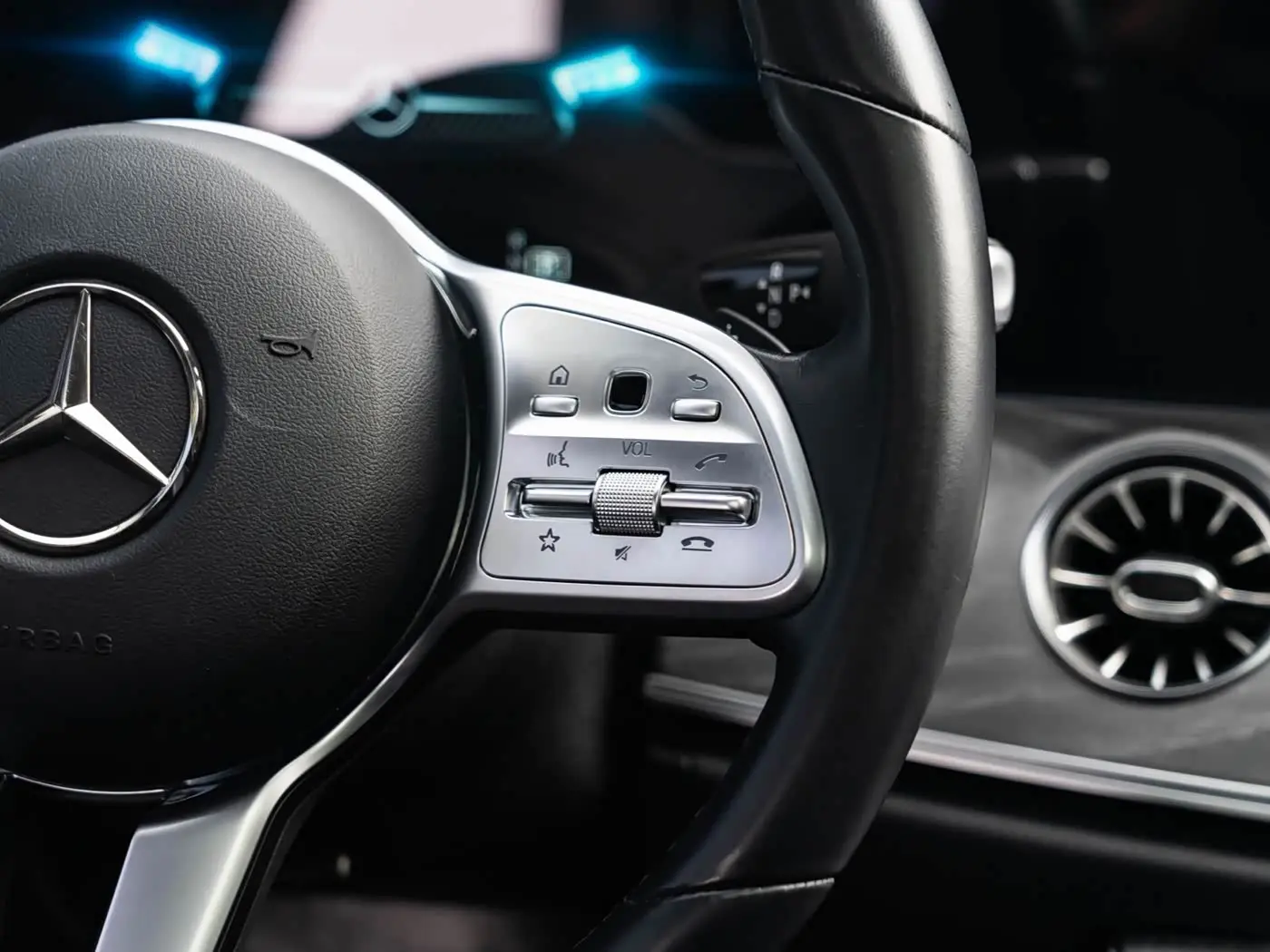 Mercedes-Benz CLS 2022 — Photo 11/20