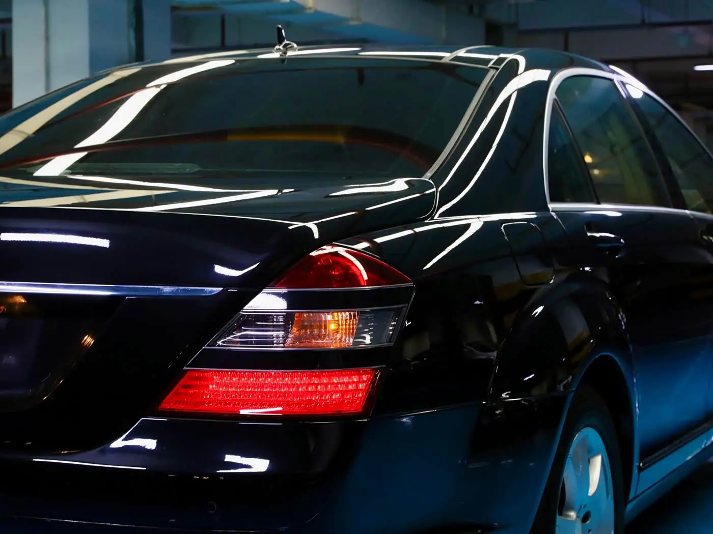Mercedes-Benz S-Class 2008 — Photo 5/20