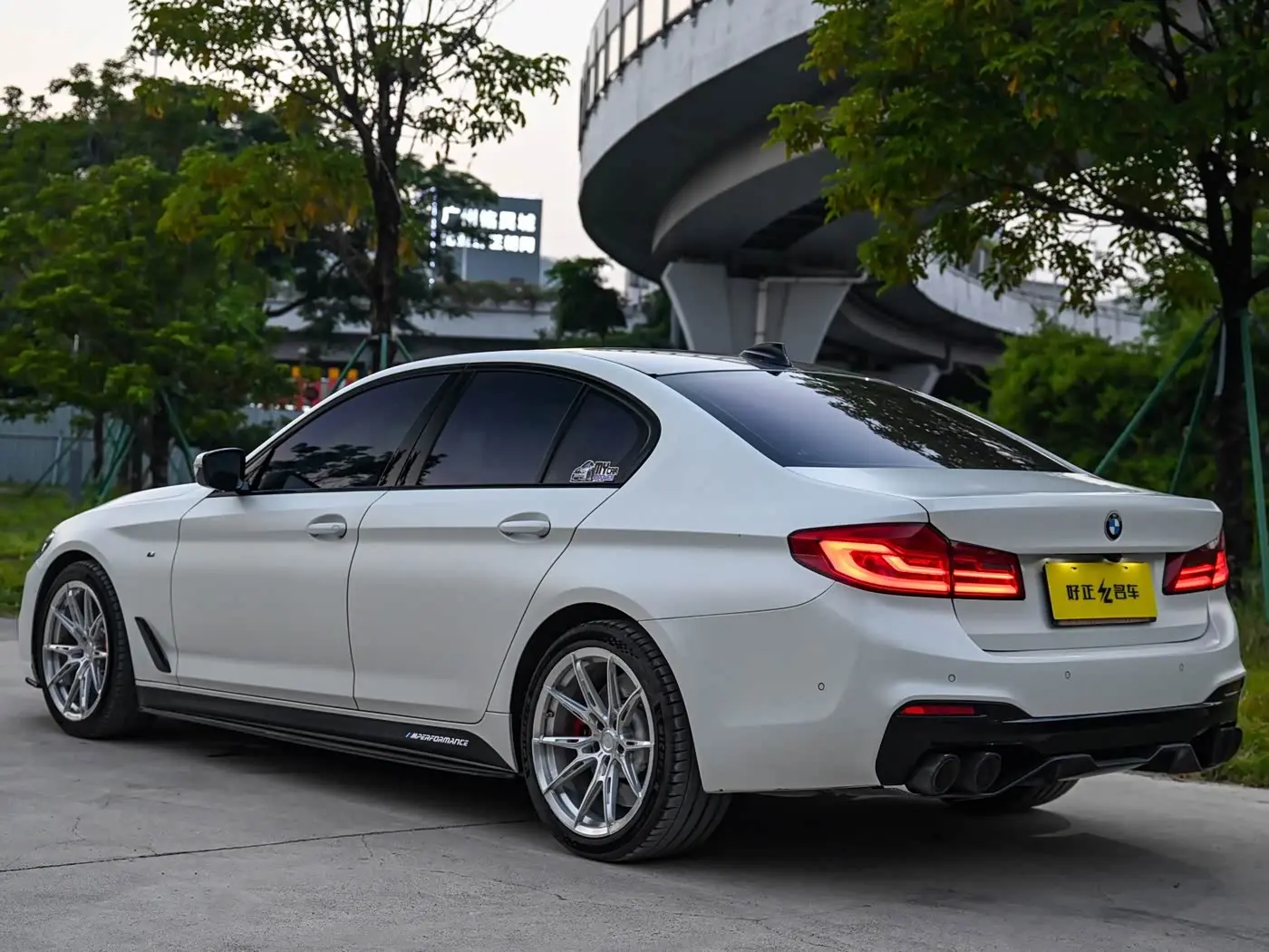 BMW 5 Series 2020 — Şəkil 5/17
