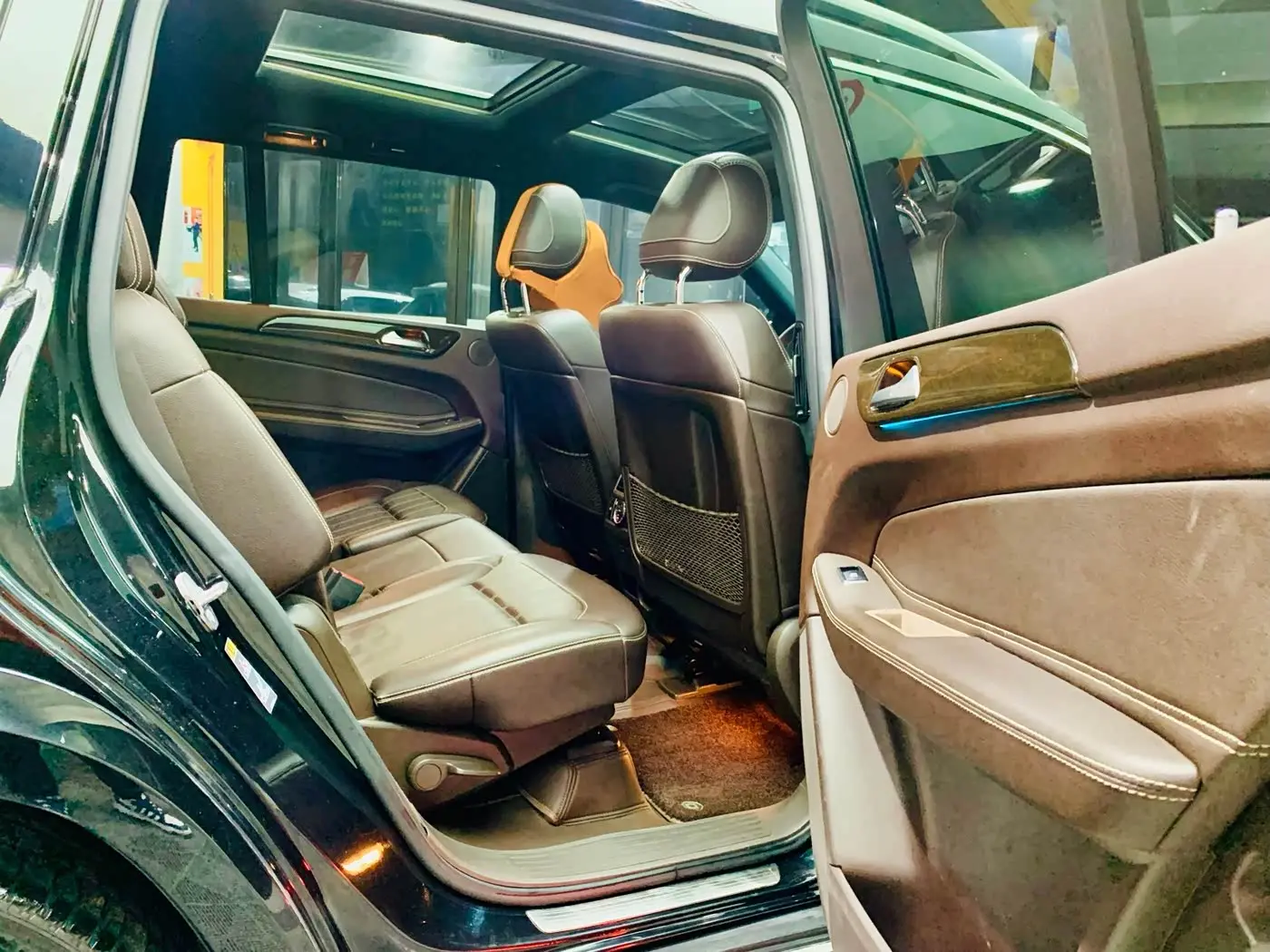Mercedes-Benz GLS 2018 — Şəkil 16/20