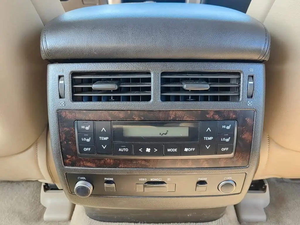 Toyota Land Cruiser 2011 — Şəkil 16/20