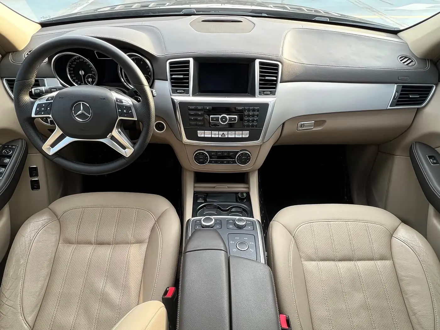 Mercedes-Benz GL-Class 2015 — Şəkil 9/19