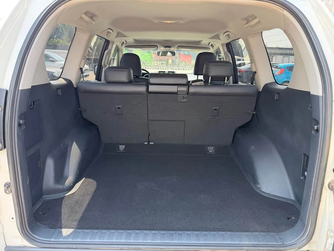 Toyota Prado 2016 — Photo 11/20
