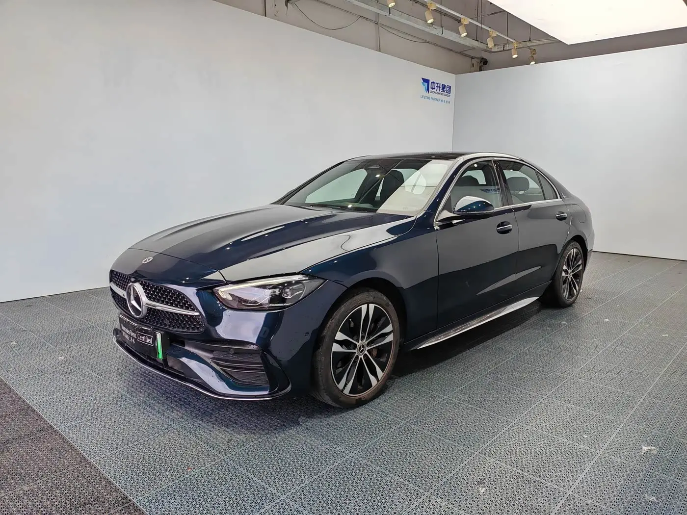 Mercedes-Benz C-Class New Energy 2024 — Photo 1/19