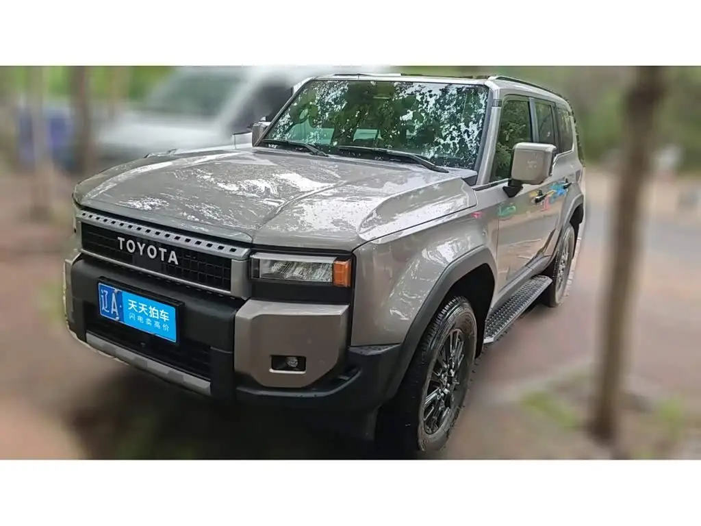 Toyota Prado 2026 — Photo 1/7