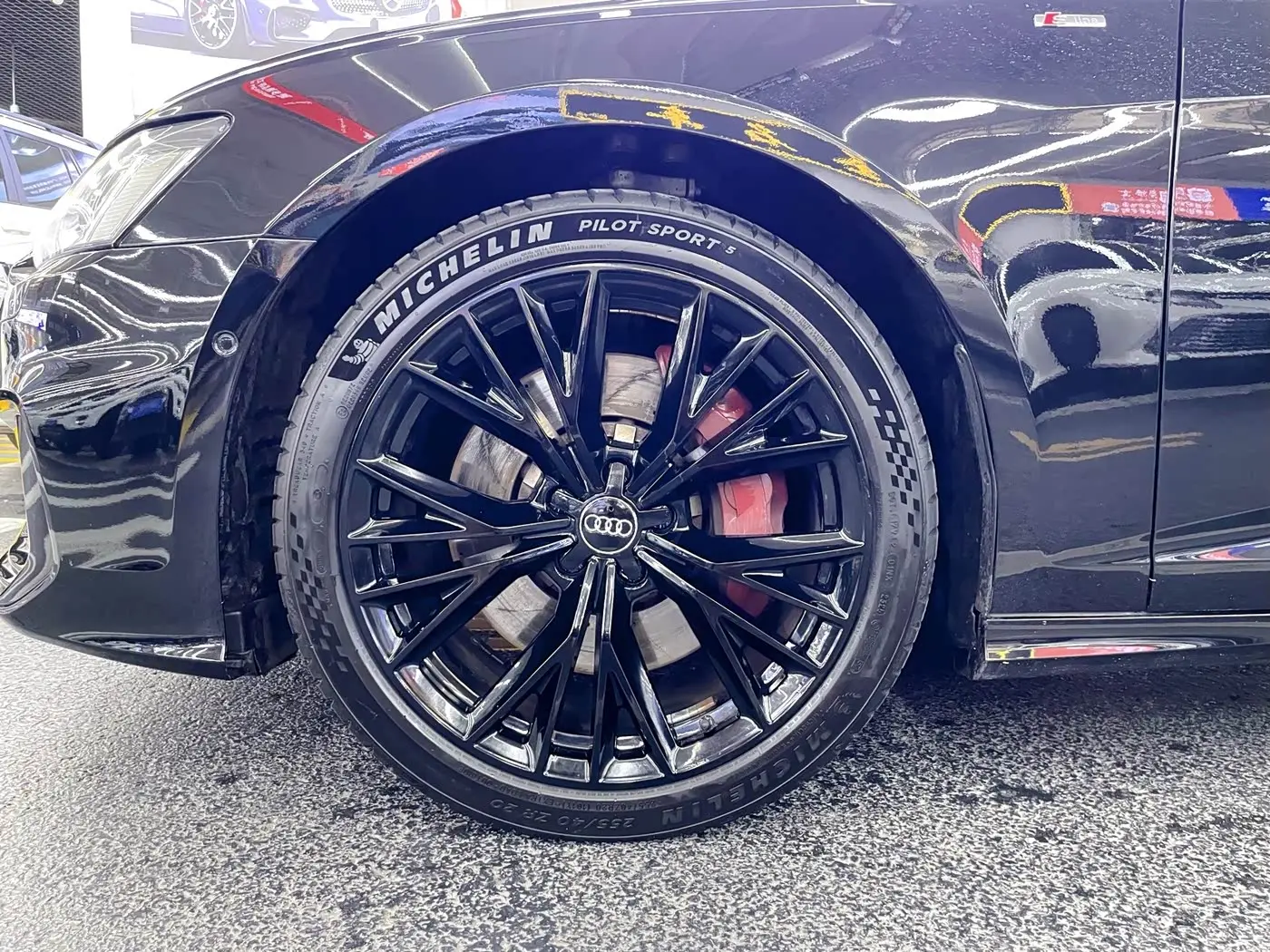 Audi A6L 2020 — Photo 8/20